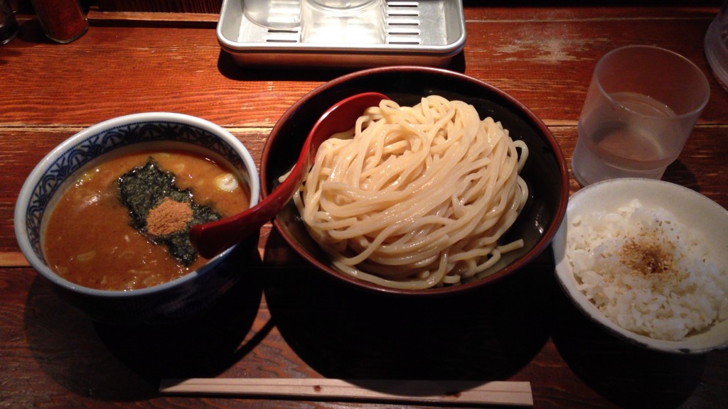 久々のつけ麺中盛+割り飯