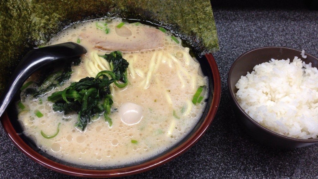 ラーメン並+半ライス