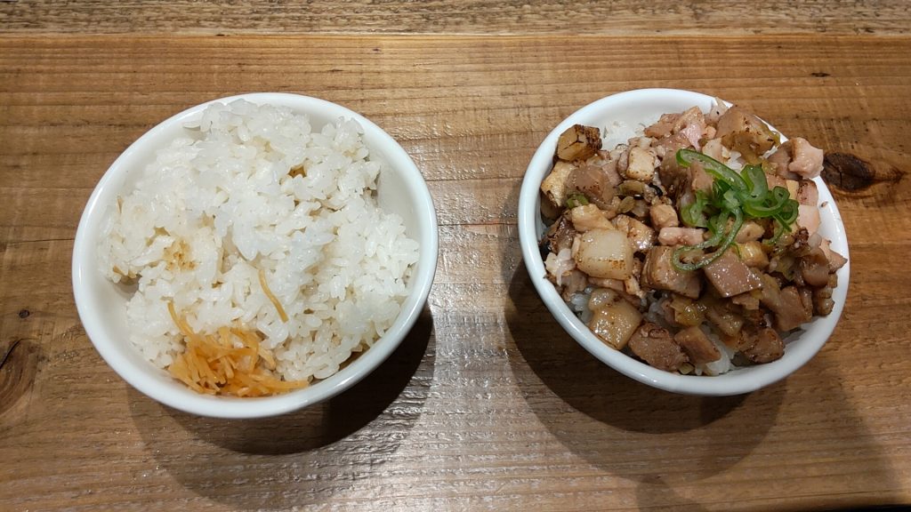 貝出汁ご飯とチャーシュー丼